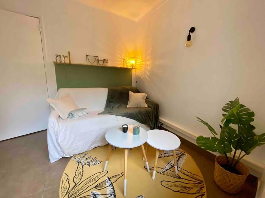 Location Studio Avec Loggia Lejlighed Antibes Eksteriør billede