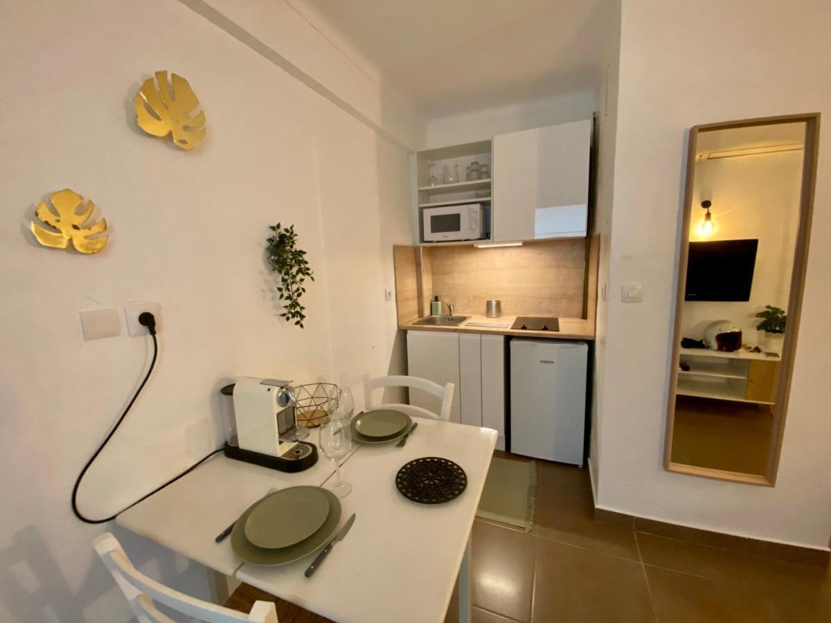 Location Studio Avec Loggia Lejlighed Antibes Eksteriør billede