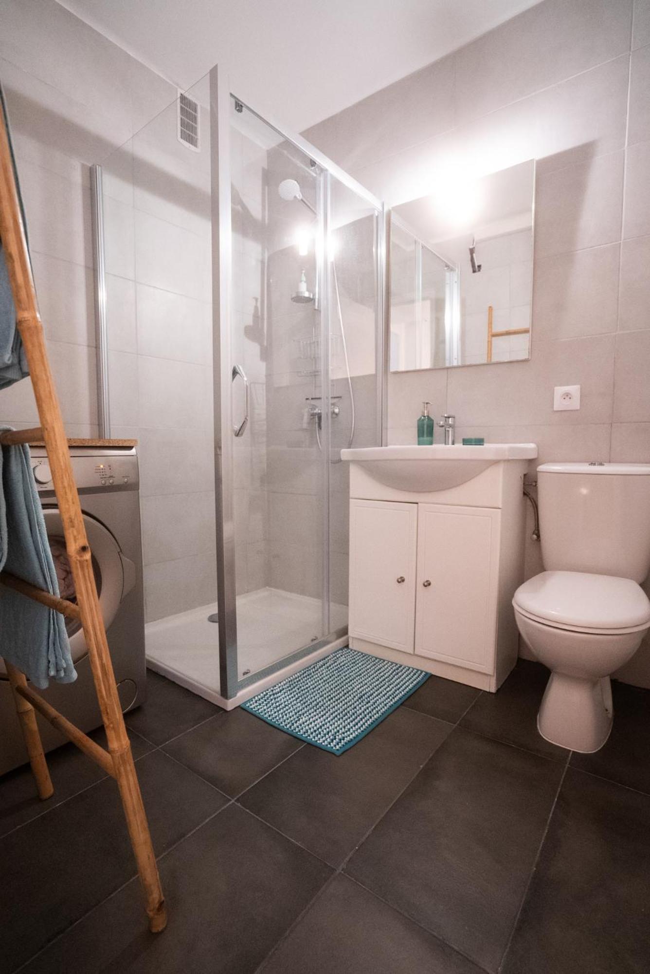 Location Studio Avec Loggia Lejlighed Antibes Eksteriør billede